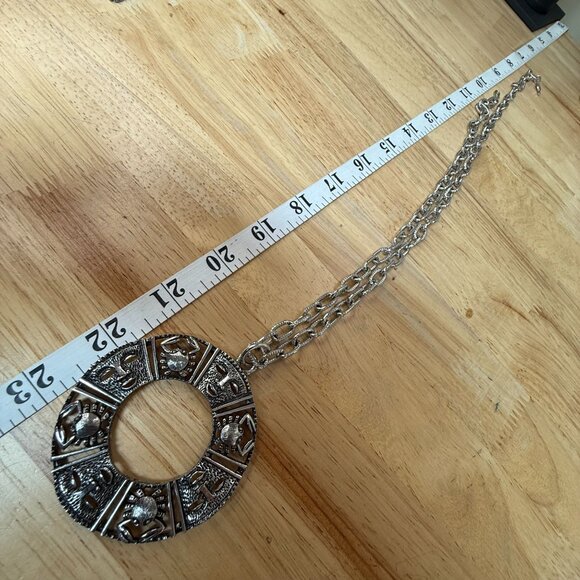 Vintage 1973 Sarah Coventry "Talisman Of Love" Cancer Zodiac Pendant Necklace Si - Picture 7 of 8